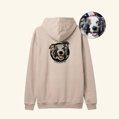Hoodie con retrato de mascota bordado en la espalda