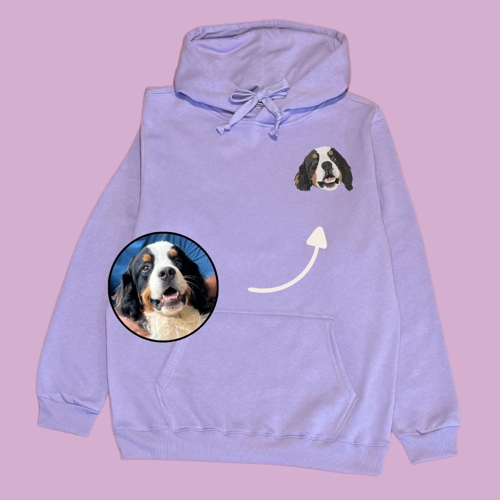 Hoodie con 1 regalón bordado